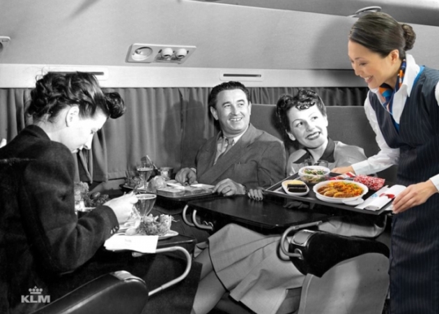 Nostalgicznie, oldskulowo i lotniczo. Niesamowite zdjęcia i grafiki z kuferka KLM