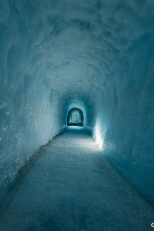 Lodowy tunel