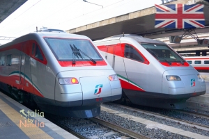 How to travel by train in Italy? Fast trains type Frecciarossa