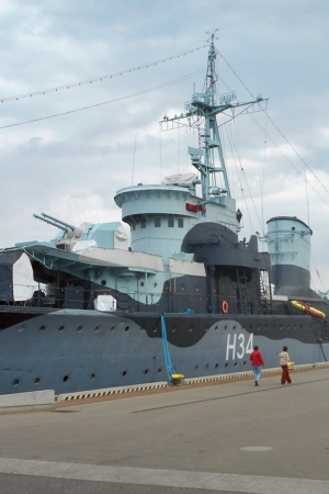 Okręt ORP Błyskawica w Gdyni